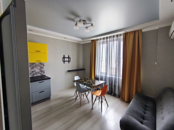 
   Продам 2-комнатную, 56 м², Еременко ул, 94

. Фото 3.