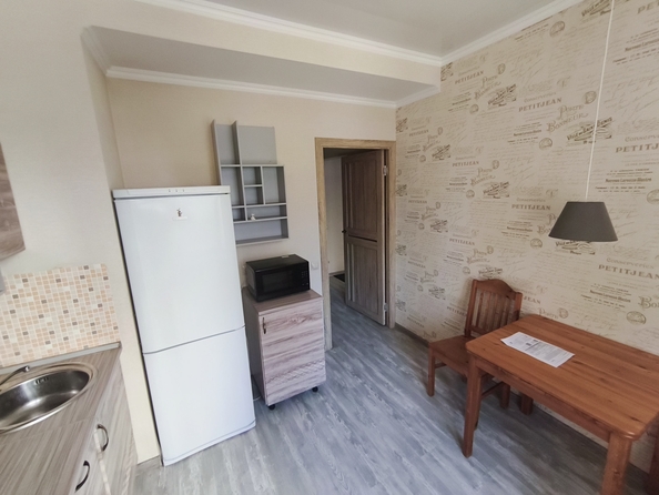 
   Продам 1-комнатную, 36 м², Еременко ул, 90

. Фото 3.
