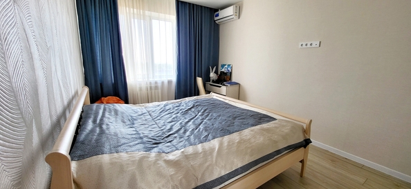 
   Продам 2-комнатную, 65.2 м², Вересаева ул, 101

. Фото 4.