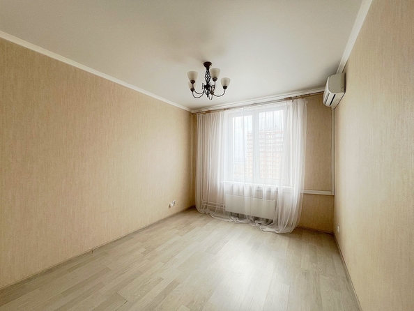 
   Продам 1-комнатную, 33 м², Ткачева ул, 20

. Фото 5.