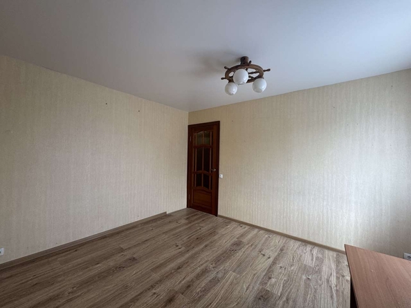 
   Продам 3-комнатную, 62 м², Металлургическая ул, 20к2

. Фото 8.