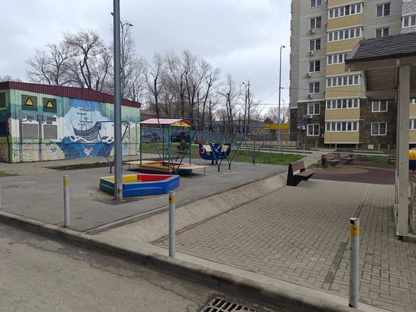 
   Продам 2-комнатную, 41.6 м², 2-я Краснодарская ул, 169

. Фото 2.
