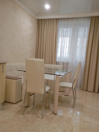 
   Продам 2-комнатную, 49 м², Космонавтов пр-кт, 35/20

. Фото 2.