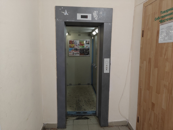 
   Продам 3-комнатную, 70.1 м², Комарова ул, 132

. Фото 23.