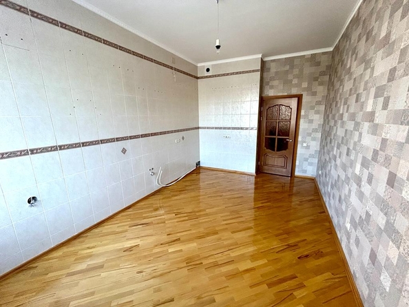 
   Продам 3-комнатную, 130 м², Пушкинская ул, 138

. Фото 5.