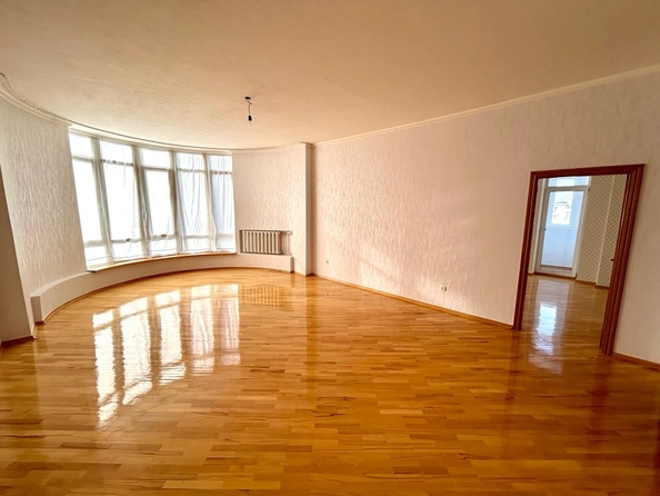 
   Продам 3-комнатную, 130 м², Пушкинская ул, 138

. Фото 8.