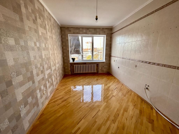 
   Продам 3-комнатную, 130 м², Пушкинская ул, 138

. Фото 12.