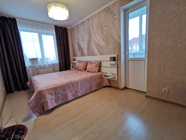 
   Продам 3-комнатную, 90 м², Жмайлова ул, 4/5

. Фото 5.