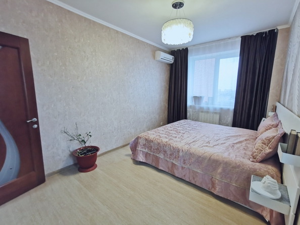 
   Продам 3-комнатную, 90 м², Жмайлова ул, 4/5

. Фото 6.