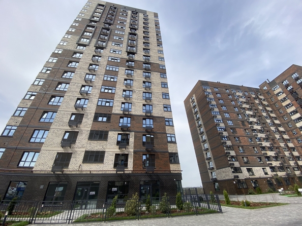 
   Продам 2-комнатную, 50.3 м², 40-летия Победы пр-кт, 111

. Фото 3.