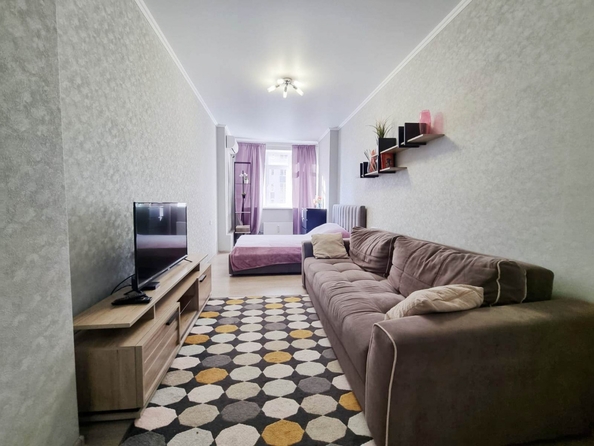 
   Продам 1-комнатную, 43 м², Мечникова ул, 39

. Фото 3.