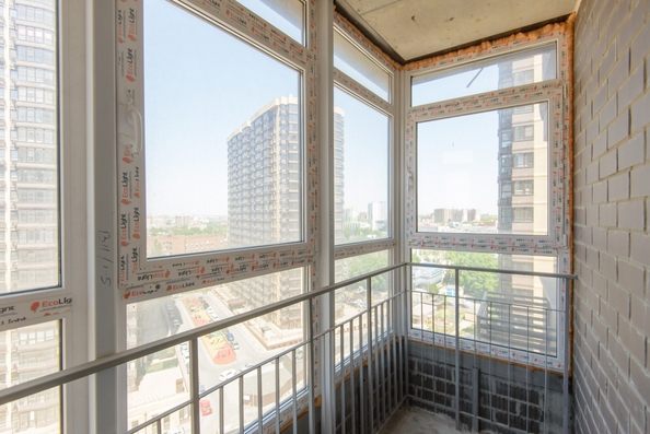 
   Продам 2-комнатную, 59 м², Ларина ул, 45

. Фото 8.