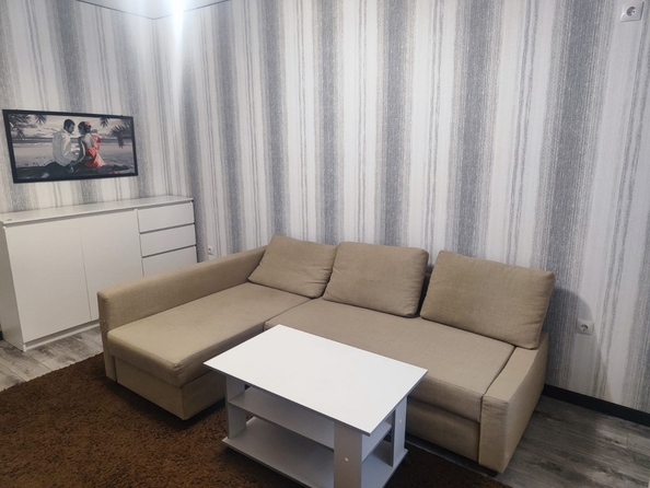 
   Продам 1-комнатную, 33 м², 40-летия Победы пр-кт, 111

. Фото 3.