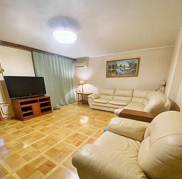 
   Продам 3-комнатную, 85 м², Города Волос ул, 135/136

. Фото 2.