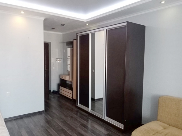 
   Продам студию, 33 м², 2-я Володарского ул, 178

. Фото 8.