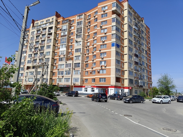 
   Продам 3-комнатную, 67.5 м², Половинко ул, 280

. Фото 30.