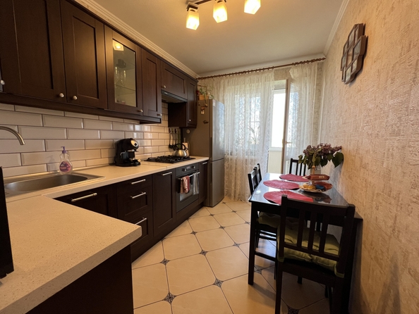 
   Продам 2-комнатную, 58 м², 40-летия Победы пр-кт, 97

. Фото 1.
