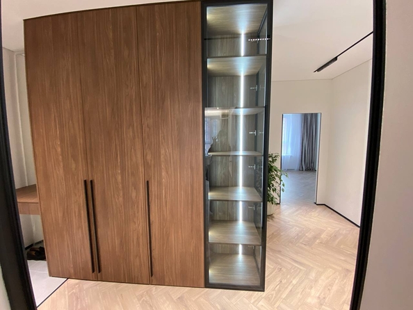 
   Продам 2-комнатную, 63 м², Берберовская ул, 9

. Фото 4.