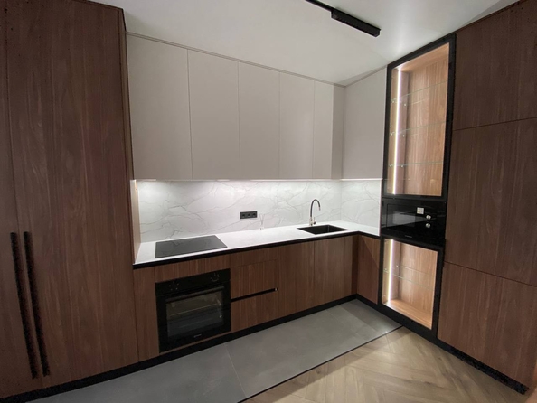 
   Продам 2-комнатную, 63 м², Берберовская ул, 9

. Фото 39.