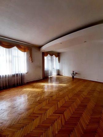 
   Продам 4-комнатную, 118 м², Красноармейская ул, 103

. Фото 2.