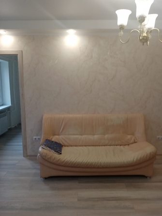 
   Продам 3-комнатную, 49 м², Стачки пр-кт, 37

. Фото 2.