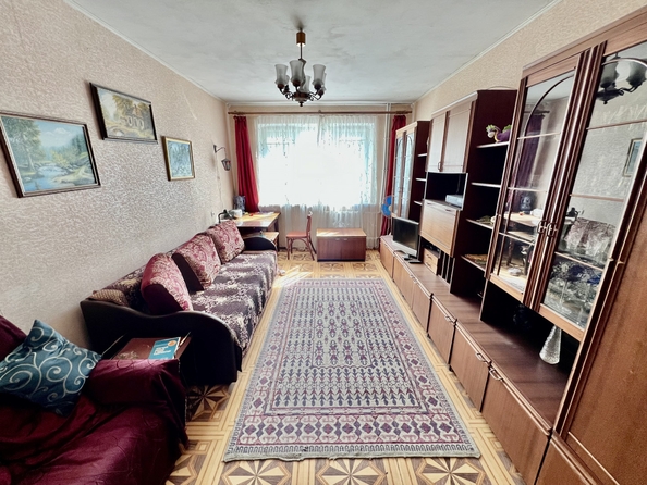 
   Продам 2-комнатную, 52 м², Добровольского ул, 16

. Фото 3.