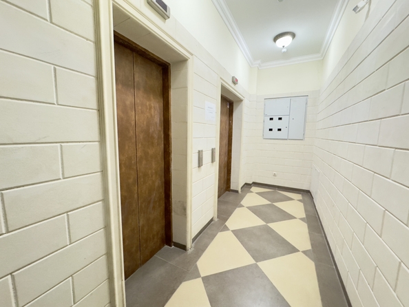 
   Продам 3-комнатную, 83.8 м², 20-я улица ул, 13

. Фото 10.