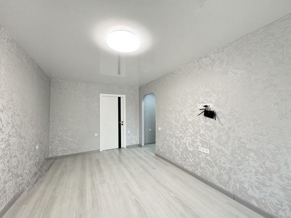
   Продам 2-комнатную, 44 м², 40-летия Победы пр-кт, 310

. Фото 4.
