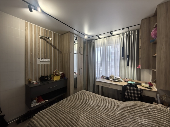 
   Продам 3-комнатную, 70.5 м², Соколова пр-кт, 86

. Фото 20.