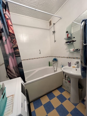 
   Продам 2-комнатную, 57 м², 339-й Стрелковой Дивизии ул, 12

. Фото 11.