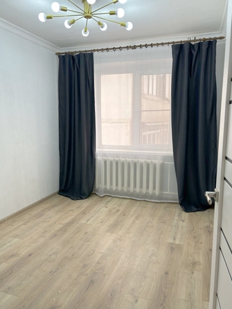 
   Продам 3-комнатную, 64.2 м², Разина ул, 3

. Фото 7.