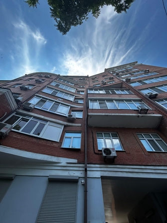 
   Продам 4-комнатную, 212 м², Большая Садовая ул, 39а

. Фото 26.