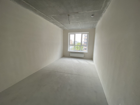 
   Продам 2-комнатную, 70.7 м², 40-летия Победы пр-кт, 111

. Фото 2.
