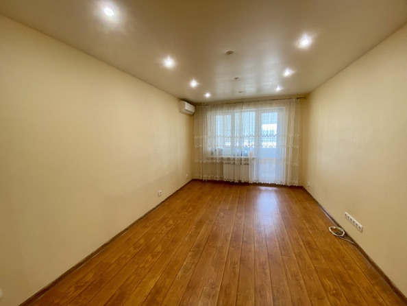 
   Продам 1-комнатную, 38 м², 40-летия Победы пр-кт, 97

. Фото 2.