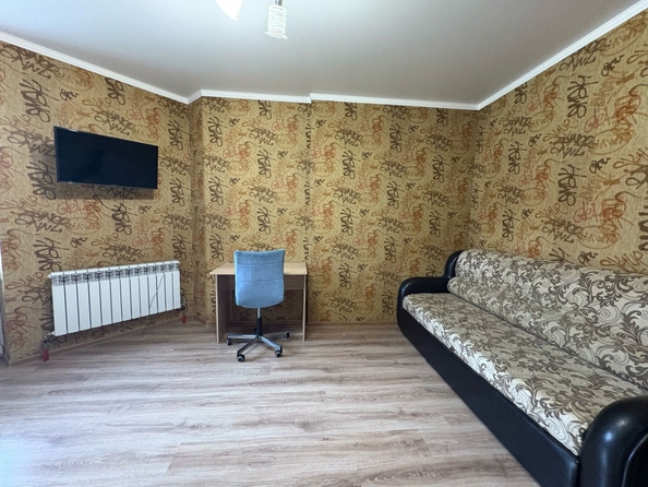 
   Продам студию, 34 м², Малюгиной ул, 228

. Фото 5.