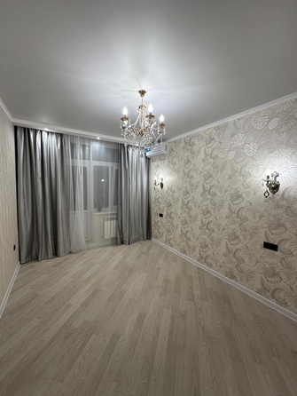 
   Продам 2-комнатную, 68 м², Берберовская ул, 22

. Фото 2.