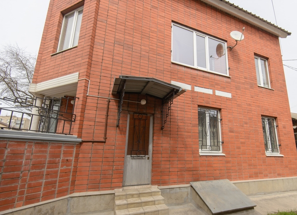 
   Продам дом, 213 м², Ростов-на-Дону

. Фото 2.