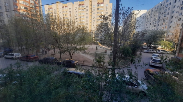 
   Продам 2-комнатную, 74 м², Лелюшенко ул, 13

. Фото 14.