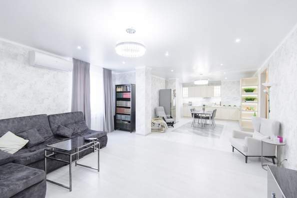
   Продам 3-комнатную, 115 м², Тибетская ул, 1Б

. Фото 2.