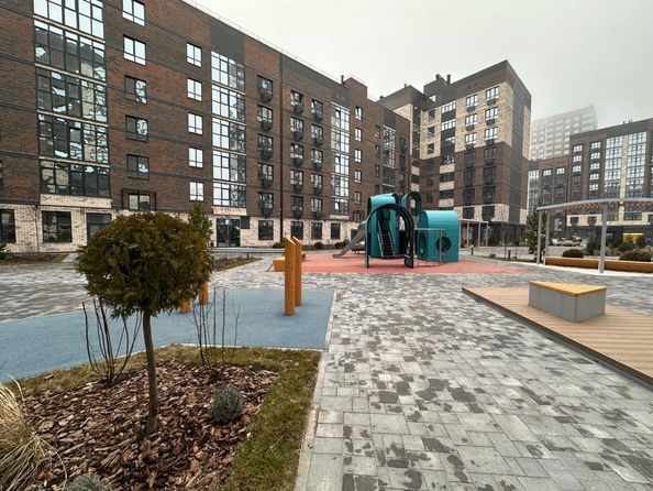
   Продам 1-комнатную, 38.8 м², 40-летия Победы пр-кт, 111/1

. Фото 9.