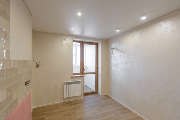 
   Продам 3-комнатную, 90 м², Воровского ул, 17

. Фото 3.