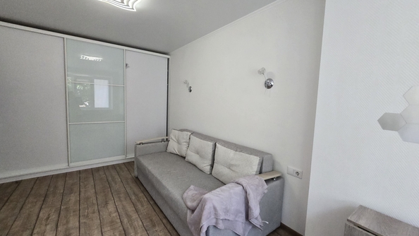 
   Продам 1-комнатную, 31 м², Города Волос ул, 25/98

. Фото 4.