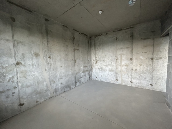 
   Продам 1-комнатную, 41 м², Назарько ул, 4

. Фото 2.
