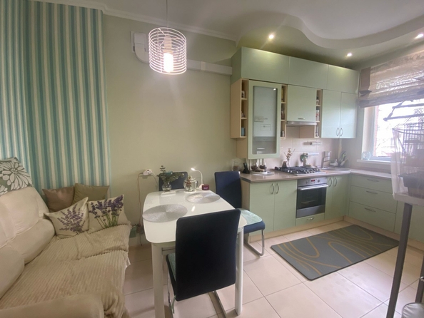 
   Продам 1-комнатную, 42 м², Травяная ул, 26

. Фото 1.