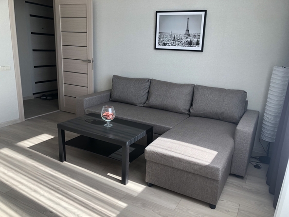 
   Продам 1-комнатную, 37.1 м², Ткачева ул, 38

. Фото 5.