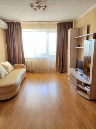 
   Продам 1-комнатную, 38 м², Еременко ул, 54

. Фото 4.