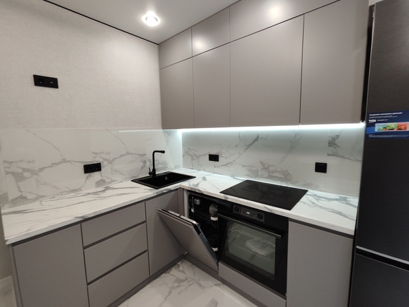 
   Продам 1-комнатную, 36 м², Еременко ул, 114/1

. Фото 5.