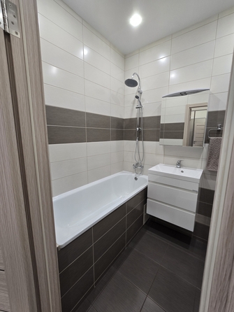 
   Продам 1-комнатную, 38 м², Ткачева ул, 38

. Фото 4.