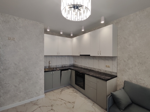 
   Продам 2-комнатную, 58 м², Еременко ул, 110/2с1

. Фото 2.