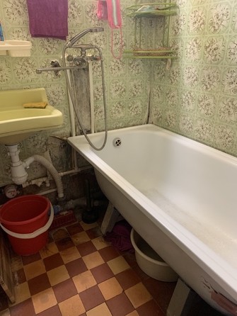 
   Продам 2-комнатную, 37 м², Матросова ул, 37

. Фото 7.